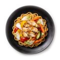 Mah Mee mit Nudeln Poulet Teller.jpg